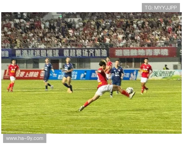 围绕踢足球时如何呐喊更好听的全方位技巧与比赛气氛塑造指南全解